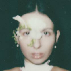 Olena Karas - На вихованні в любові