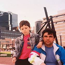 Міша Правильний - Молодість