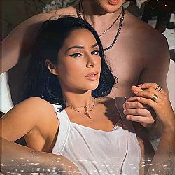 ZLATA OGNEVICH - Вільна