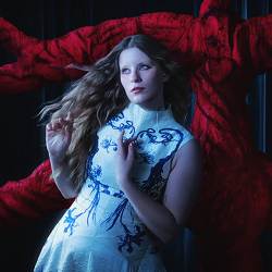 Paris Paloma - Pre-Raphaelite